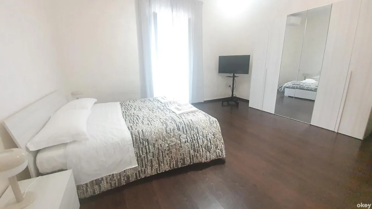 Apartamento Star House - Bari Centro 0*,